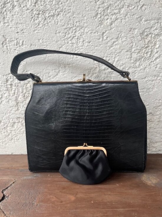 Lesco Handbags - Vintage Lesco 1960s Lizard Handbag